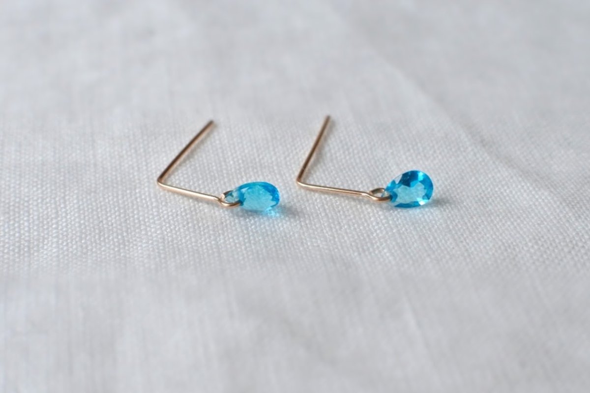 画像4: czしずくの輝く一粒ピアス - ブルー (4)