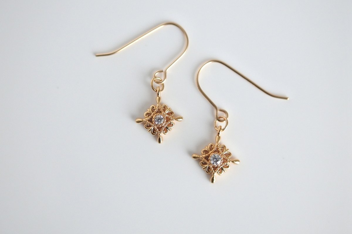 画像6: czのモチーフピアス（ゴールドカラー4） (6)