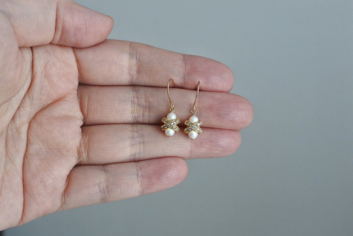 画像6: 雪だるまとリボンのピアス (6)